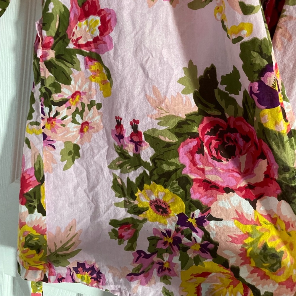 Sandy Waters Pink Floral Robe - Picture 2 of 4